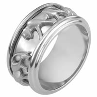 18K White Gold Ring.