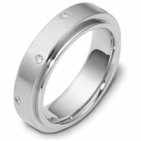 14 Kt Gold Center Spinning Diamond Wedding Band, (0.12ct. tw.)