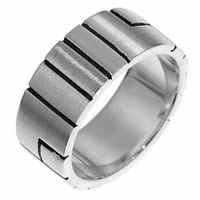 14 Kt White Gold Wedding Band