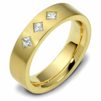 18K Yellow Gold Diamond Ring.