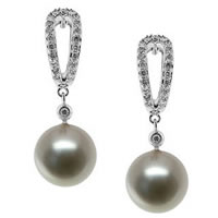 Fresh Water Pearls Earring