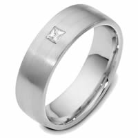 18K White Gold Diamond Ring.