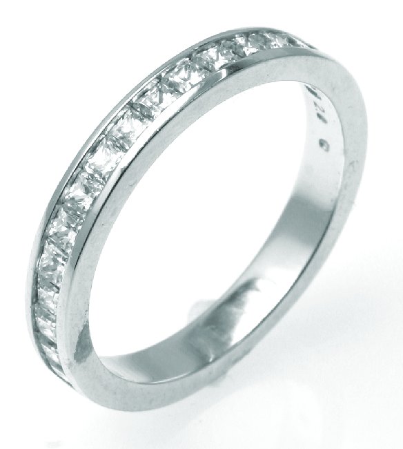 Item # G1010APP - Platinum, 4.5 mm wide, comfort fit, diamond wedding band. Diamond total weight is 1.0 ct and are graded as VS in clarity G-H in color. The finish on the ring is polished. Other finishes may be selected or specified.