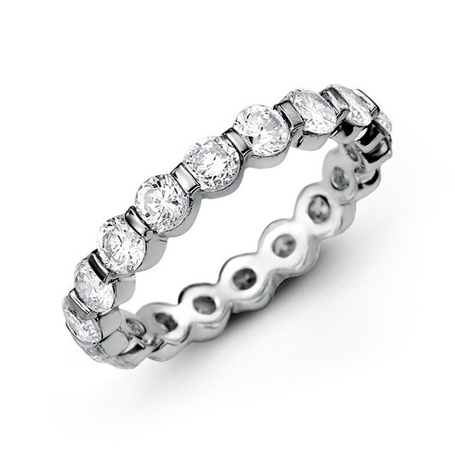 Item # MS20037W - 14K white gold diamond eternity bend. The band bar set holds 16 round brilliant cut diamonds with total weigh of 2.5ct in size 6.0. The diamonds are graded as VS in Clarity G-H in Color.